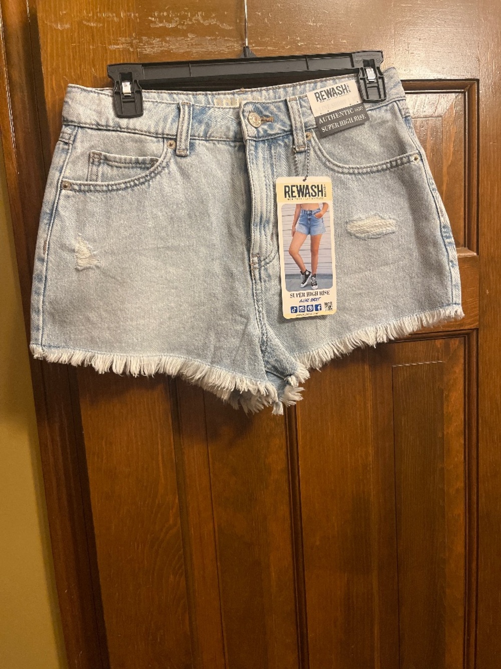 NWT Rewash Brand Distressed Denim Jean Shorts.  Sz. 5 Jr.